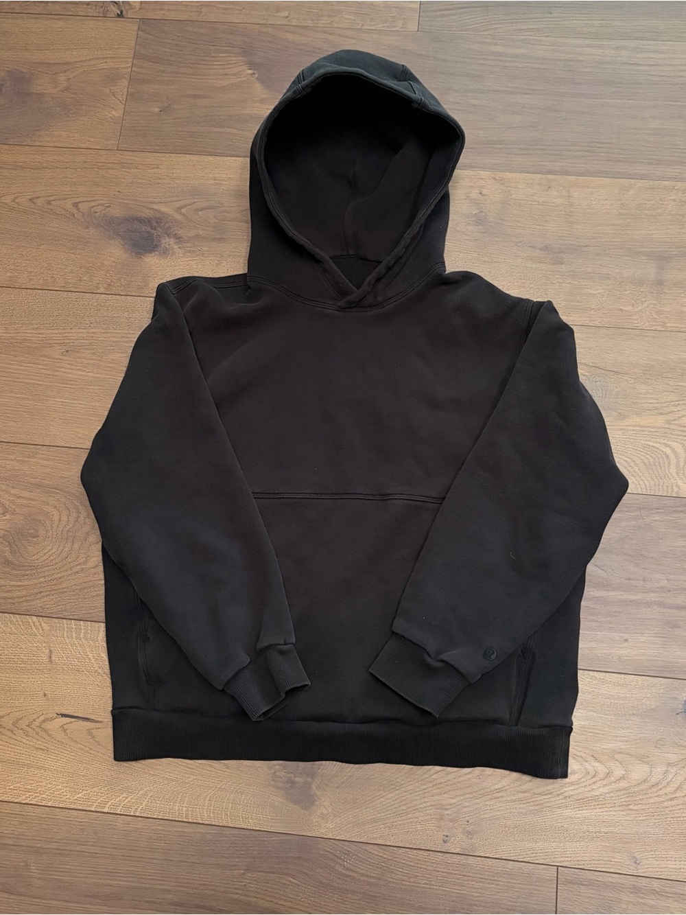 Lululemon Men's Black Hoodie